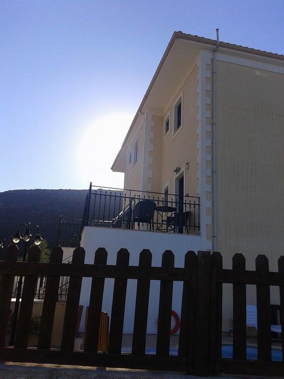 Iriana Village Inn Σταυρός Δωμάτιο φωτογραφία